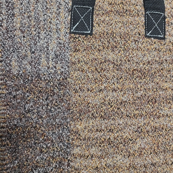 Interface Carpet Bag Tote Sturdy Durable - Picture 6 of 7